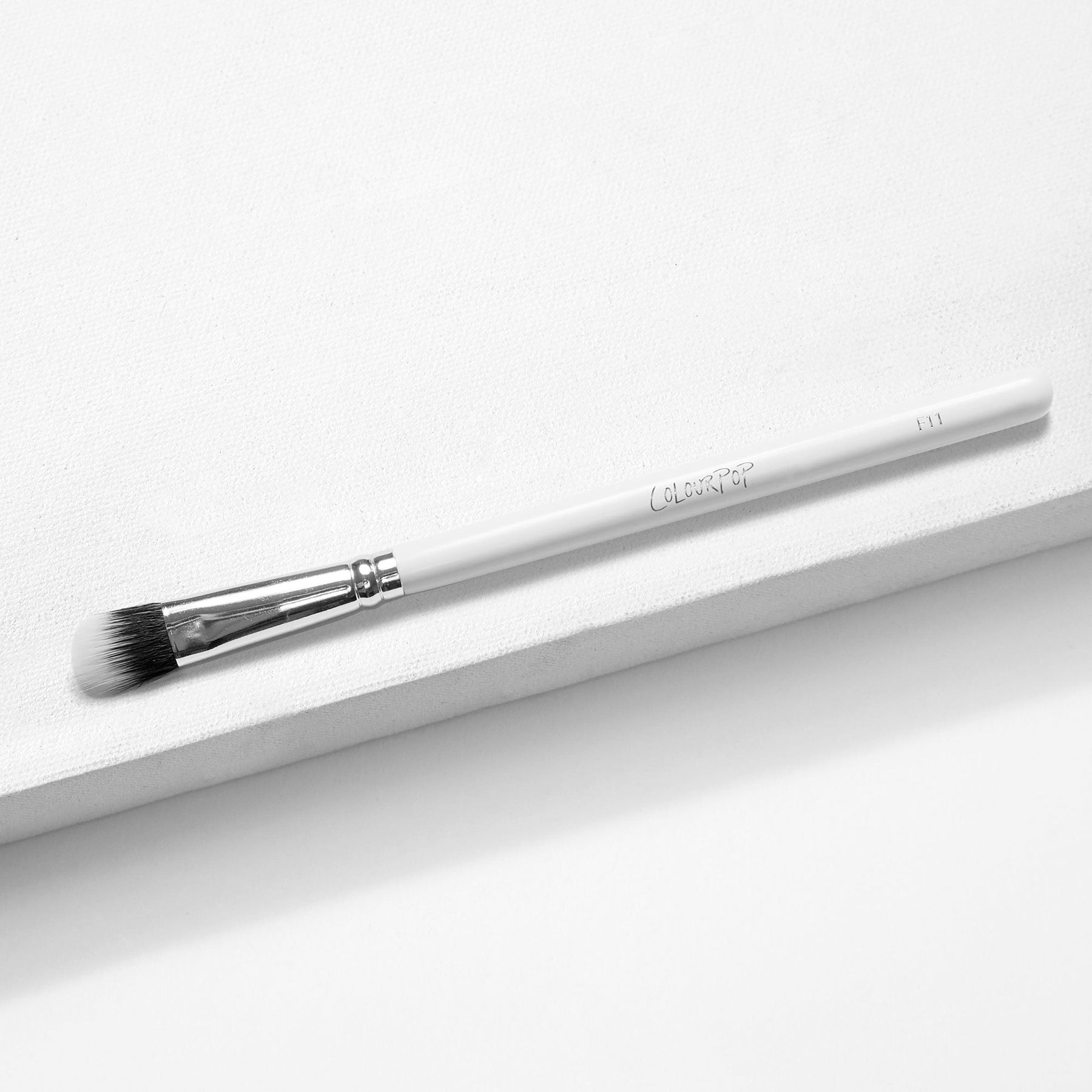 Mini Duo Fiber Face Brush - Ready Routine