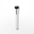 Angled Blending Face Brush - Smooth Finish